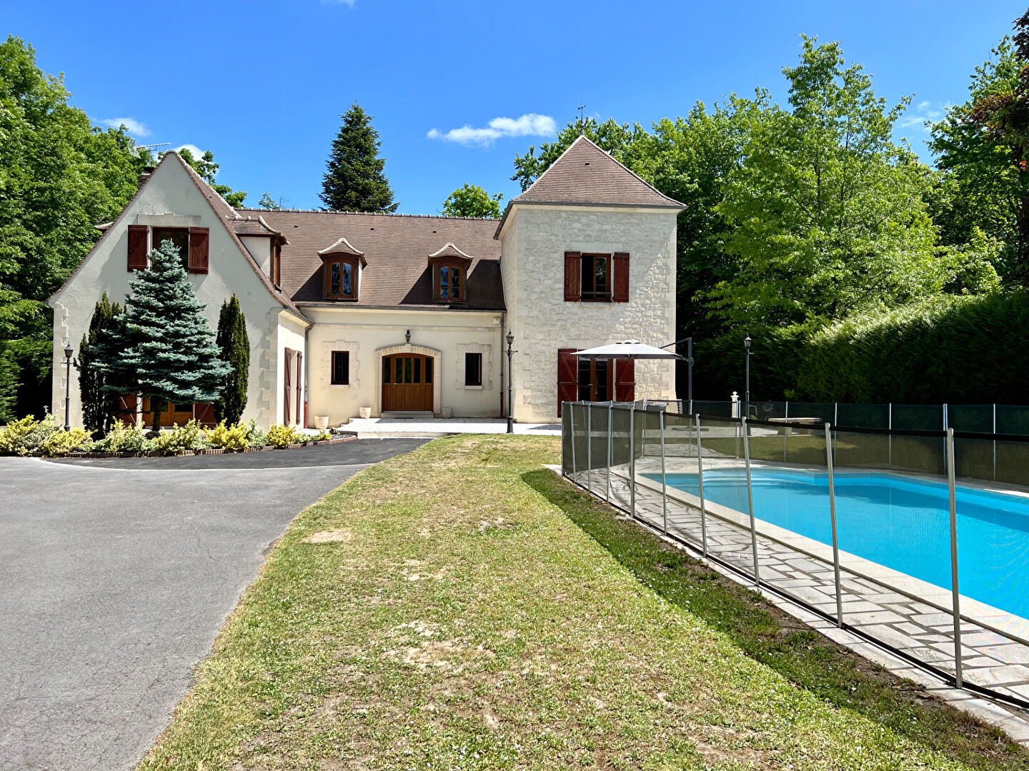 Maison Lamorlaye 8 pièce(s) 320 m2, piscine