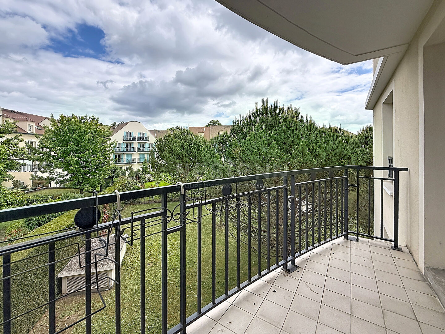 Appartement 2 pièces 60 m² · à Lamorlaye · 60 m² · 272 000 €