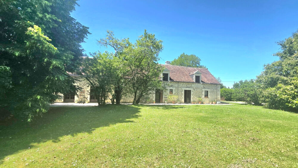 Maison 10 pièces 269 m² · à Saint Senoch · 269 m² · 319 950 €