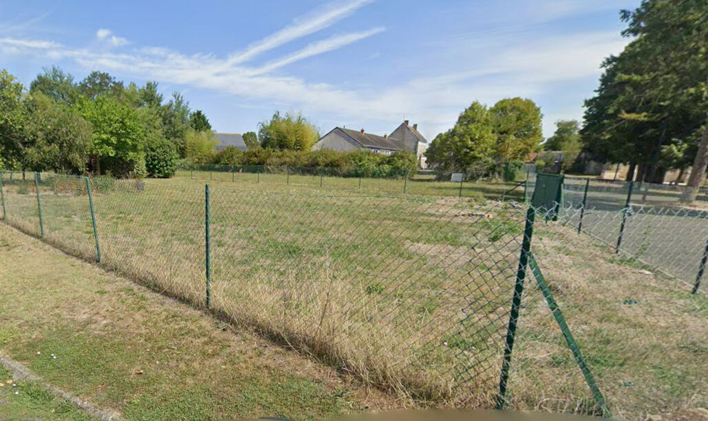 Terrain à vendre de 1256 m² à Saint Quentin sur Indrois - 33 500 € · 33 500 €