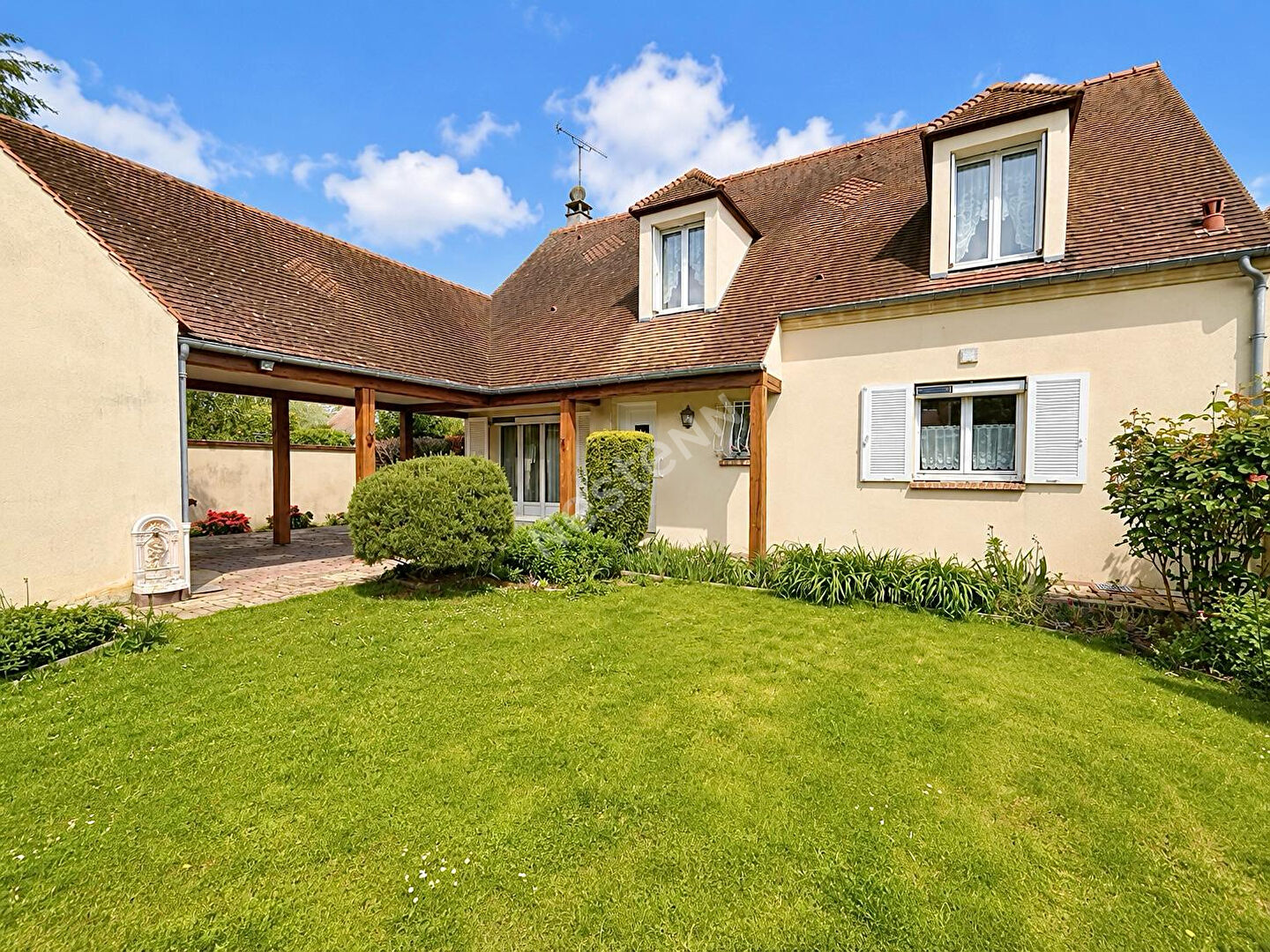 Maison 6 pièces 147 m² · à Viarmes · 147 m² · 465 000 €