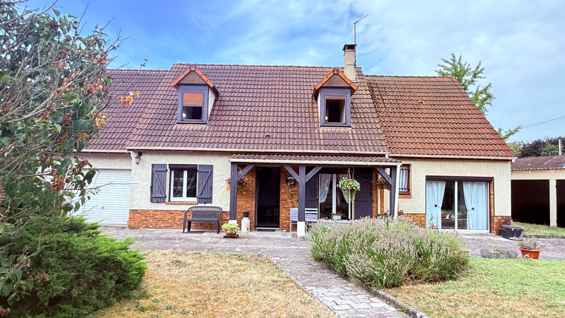 Maison 7 pièces 126 m² · à Noailles · 126 m² · 299 780 €