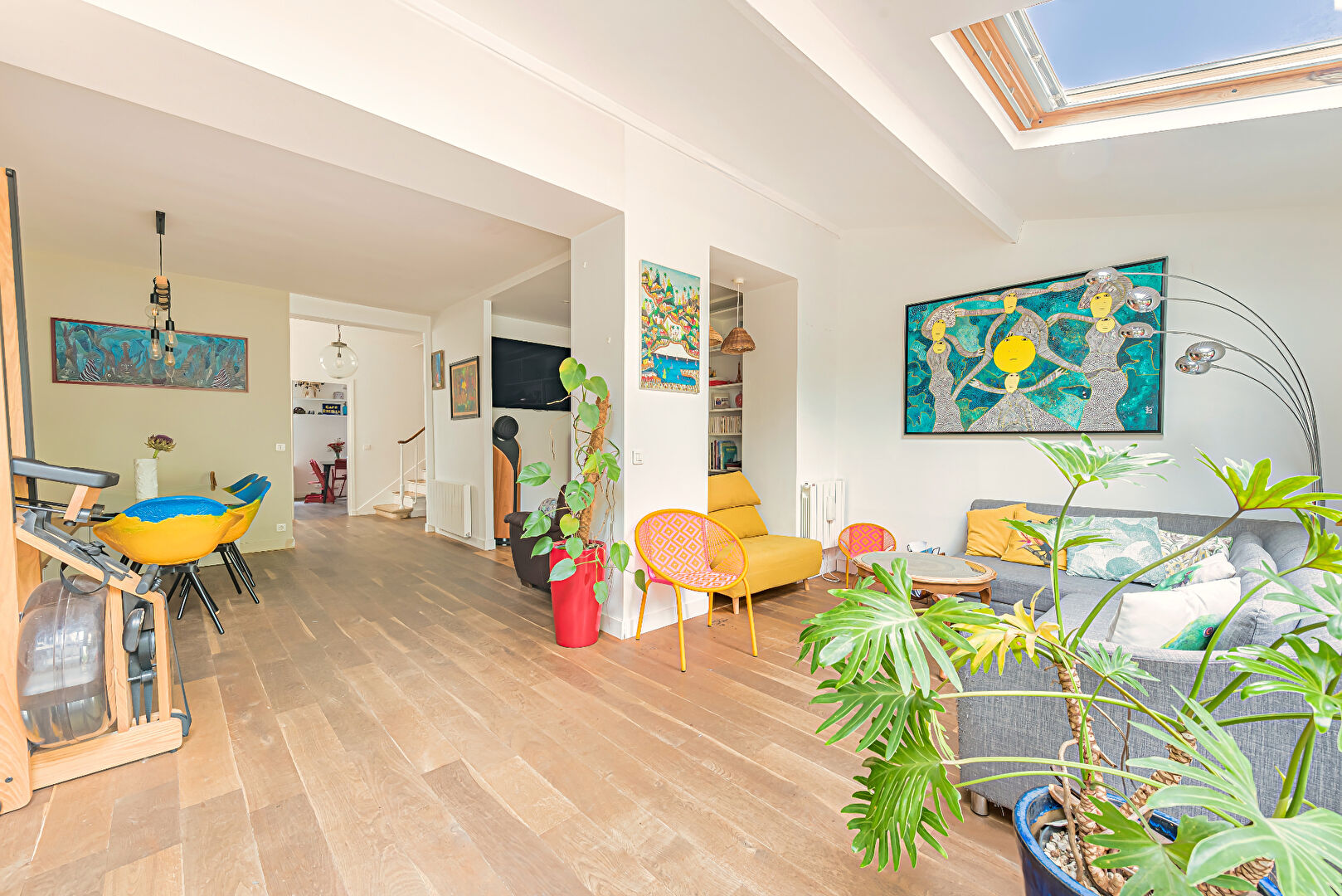 A vendre : Quartier République,  Maison de 145m² avec jardin , Terrasse 6 pièces, 4 chambres et Parking.