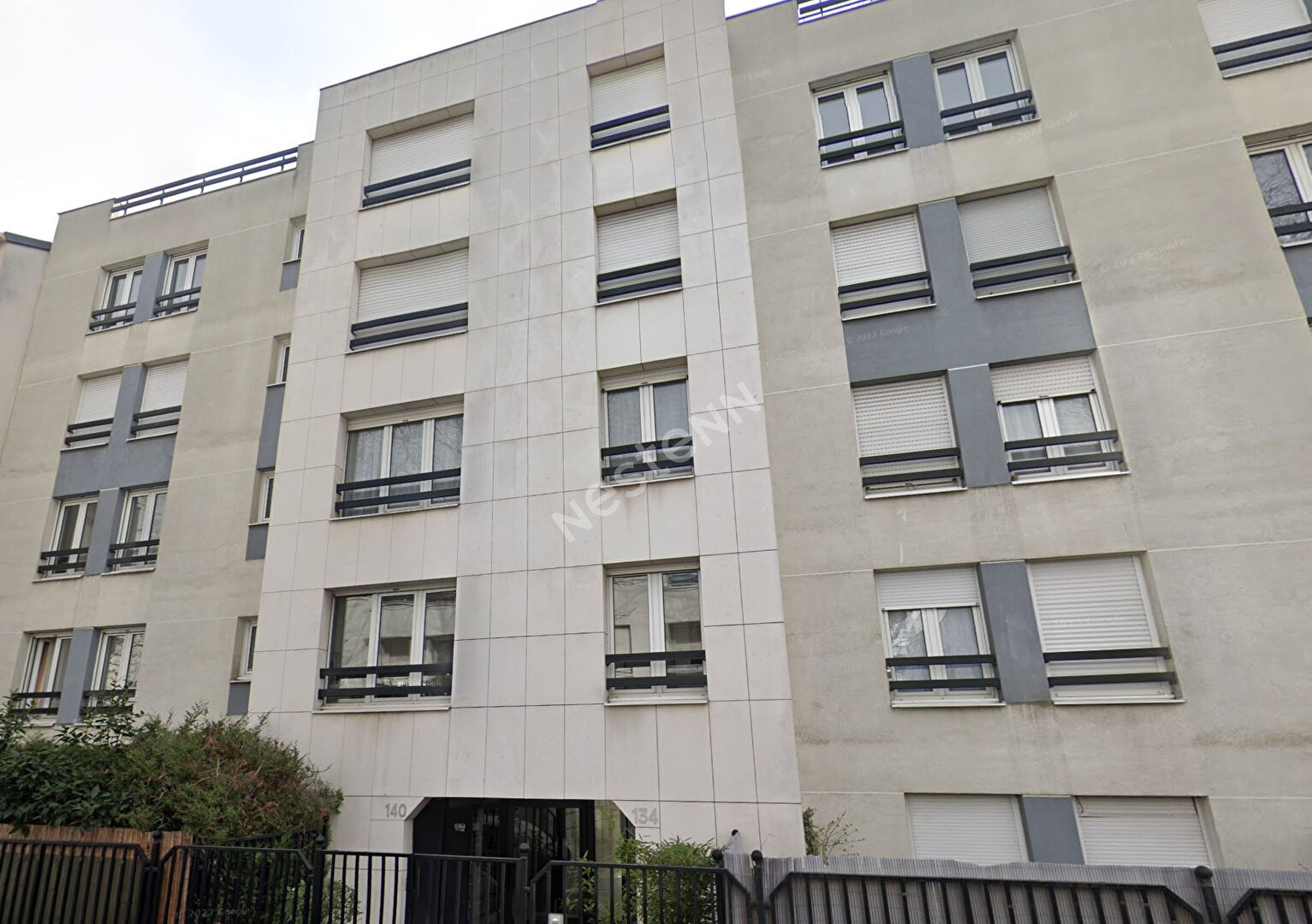 Parking / box Suresnes A louer rue Gambetta à Suresnes