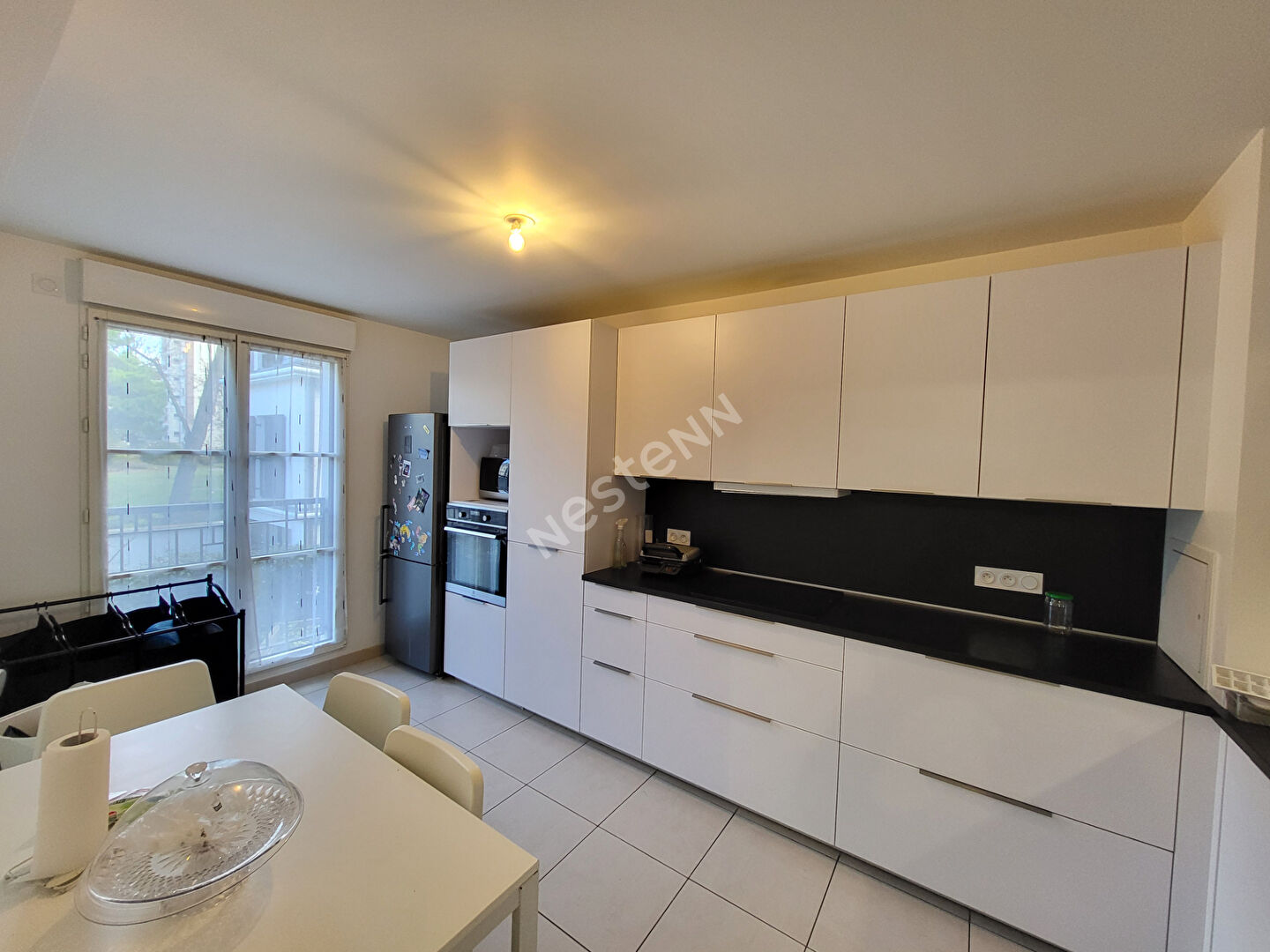 Appartement 4 pièces à louer à Puteaux - Excellent état