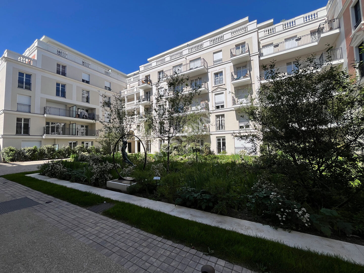 Studio Neuf  29m² avec grande Terrasse à vendre - Puteaux - Demeure Victorine