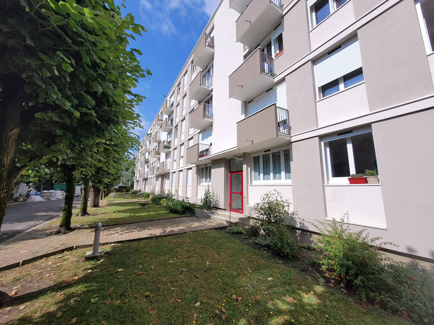 Appartement 4 pièces 65 m² · à Eaubonne · 65 m² · 175 000 €