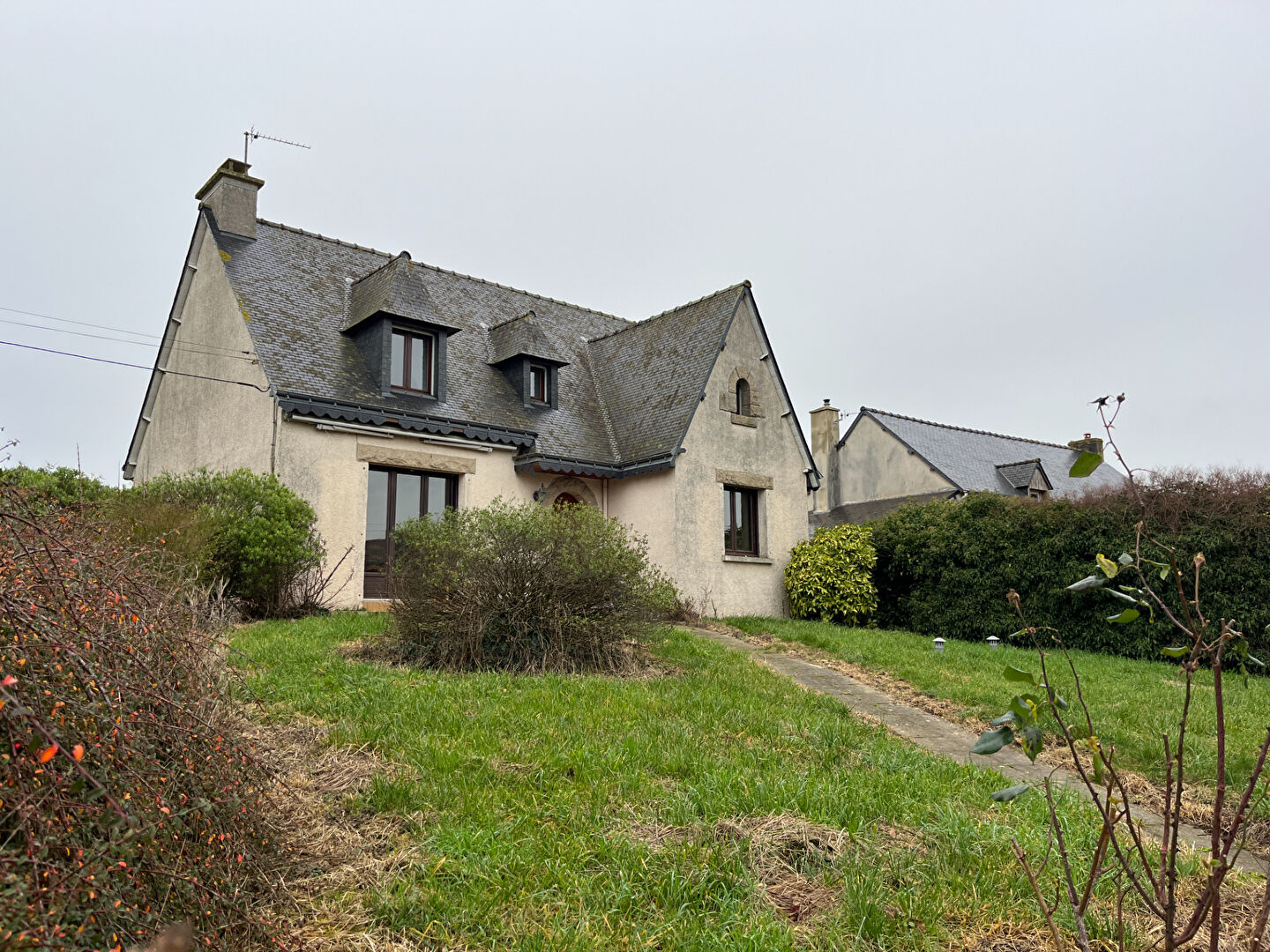 Maison 5 pièces 137 m² · à Ereac · 137 m² · 160 800 €