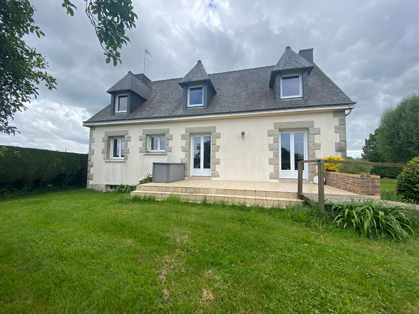 Maison 7 pièces 167 m² · à Merdrignac · 167 m² · 176 880 €