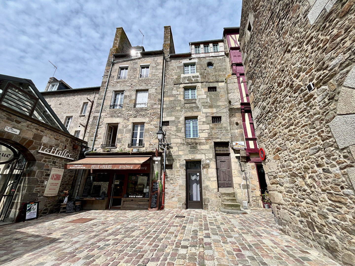 Immeuble 5 pièces 163 m² · à Dinan · 163 m² · 306 500 €