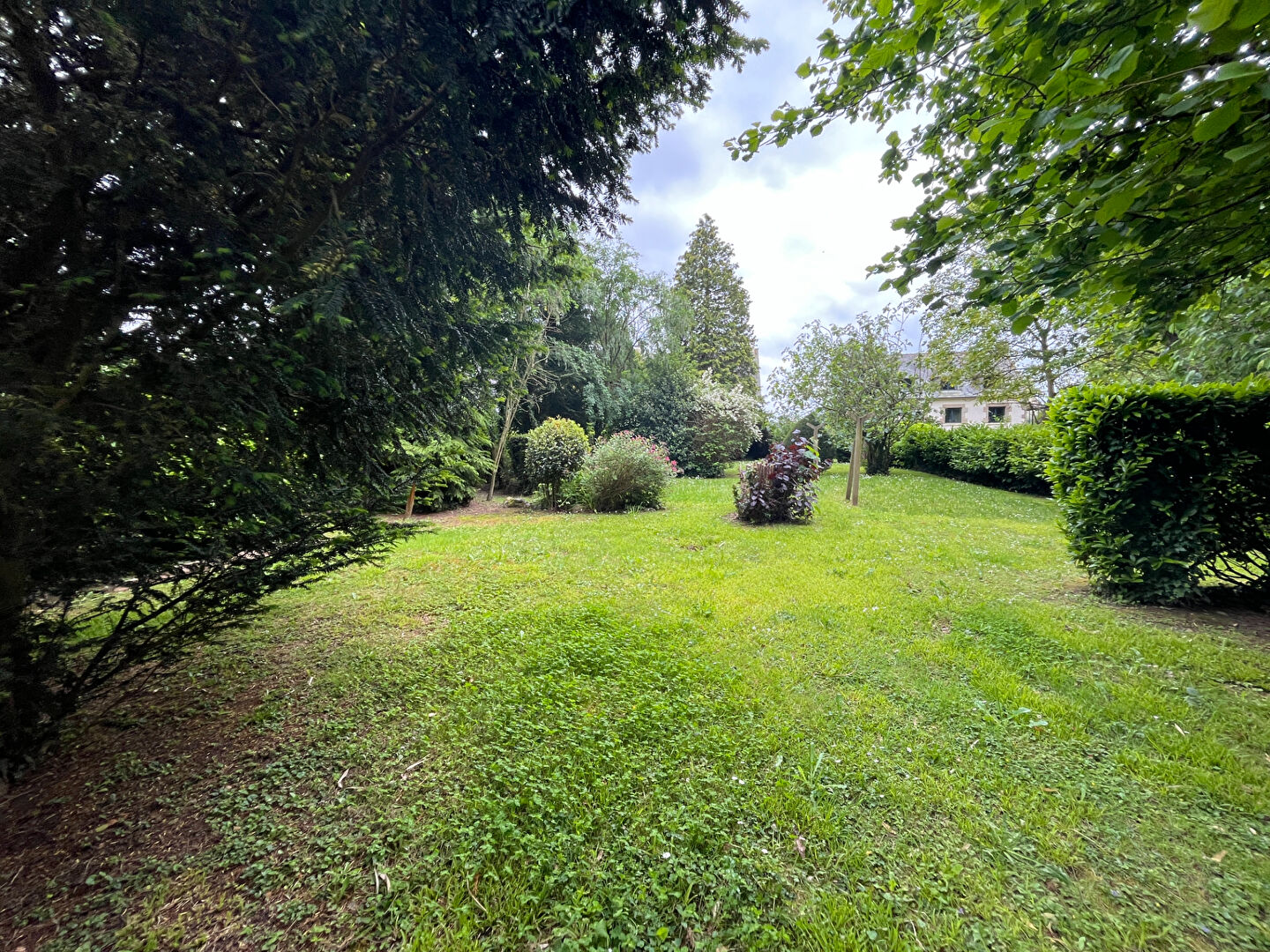 A VENDRE MAISON QUEVERT PROCHE DINAN 4 CHAMBRES TERRAIN DE 1200M²