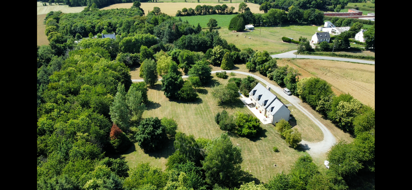 Maison 7 pièces 265 m² · à Corseul · 265 m² · 524 000 €