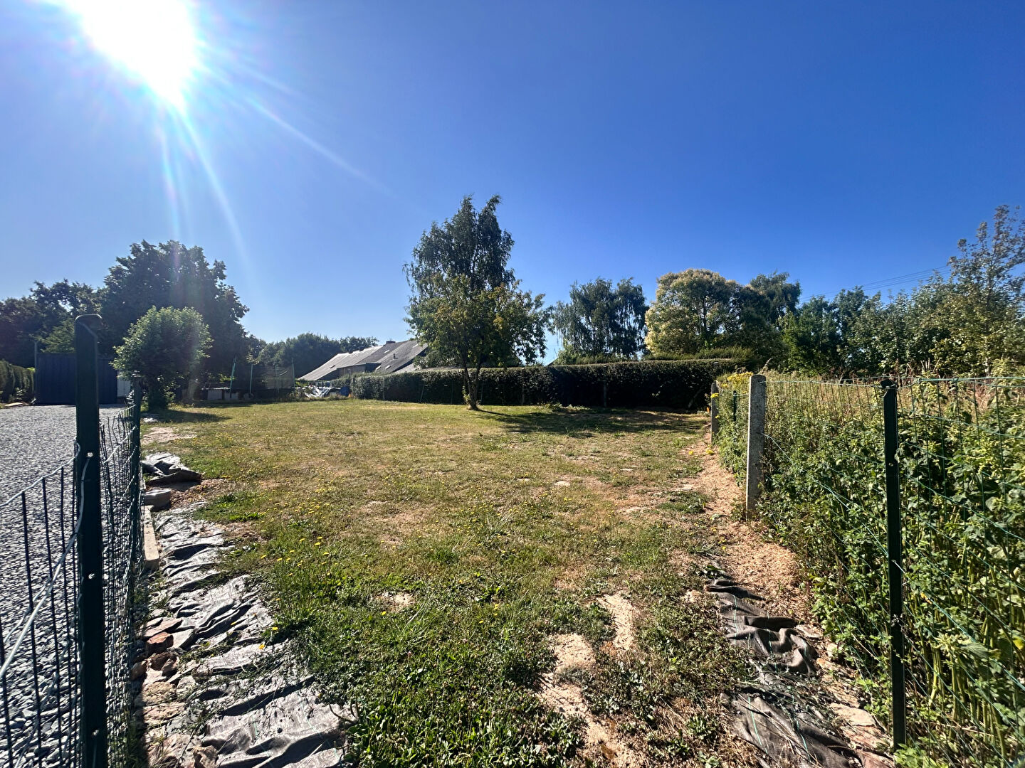 Terrain constructible à vendre à Montauban De Bretagne - 286 m2 proche de l'axe Rennes / Saint Brieuc. · 50 400 €