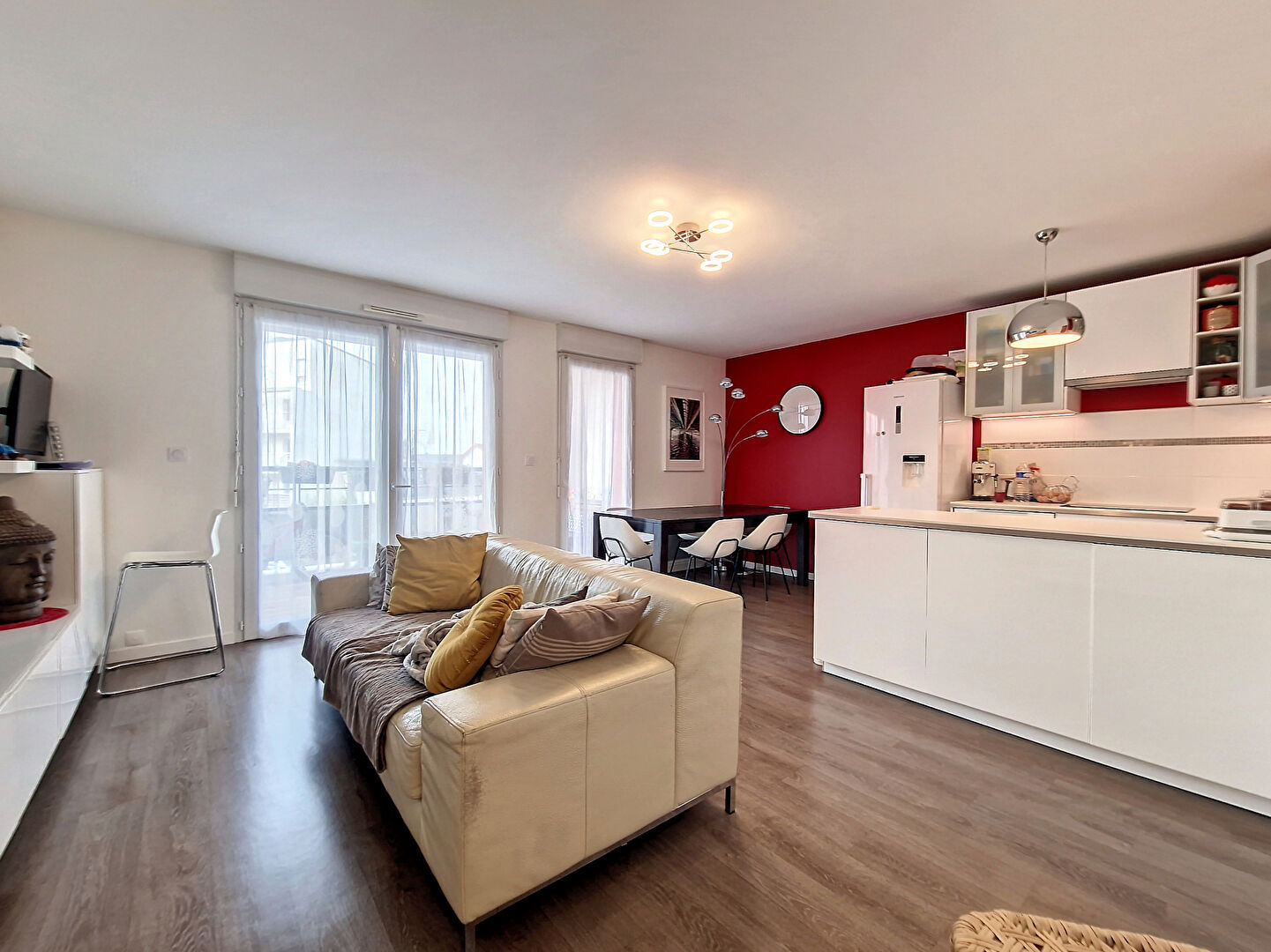 Appartement comme neuf Tours, T3 — free download