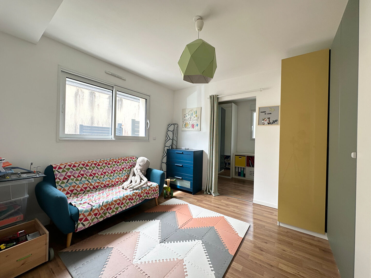 TOURS NORD - QUARTIER MONCONSEIL - MAISON 5 PIECES AVEC 3 CHAMBRES 132.78 m2 AVEC JARDIN ET GARAGE