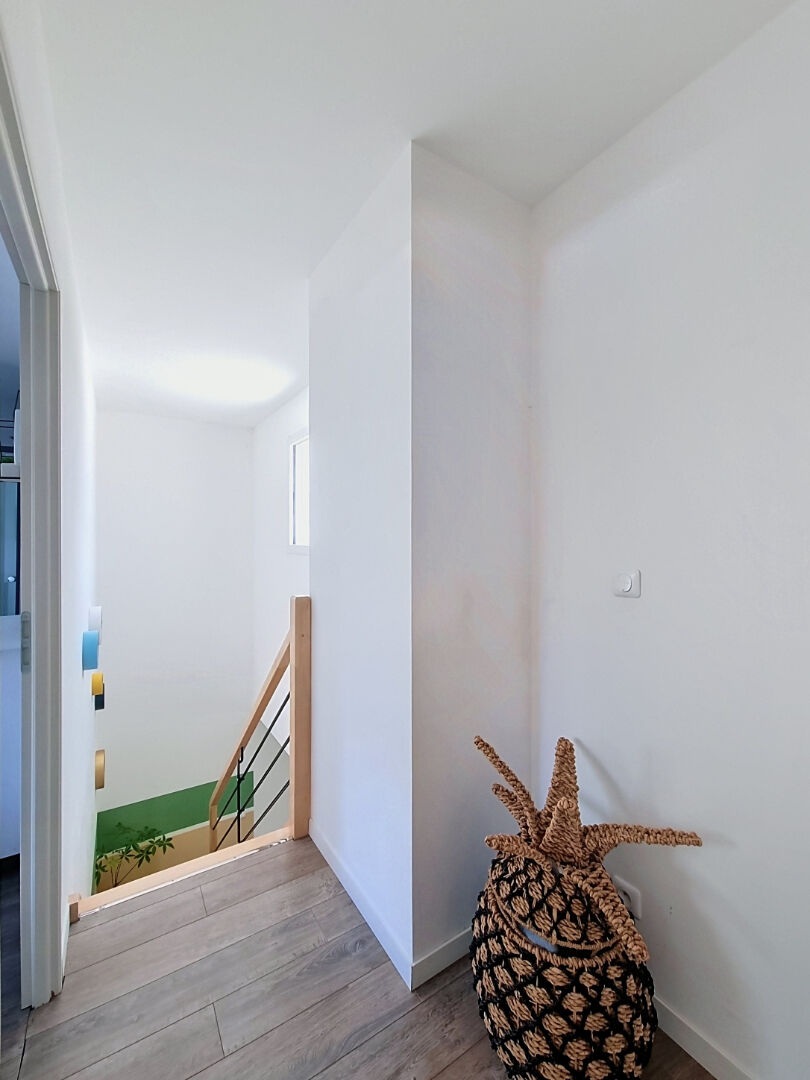 TOURS NORD - QUARTIER MONCONSEIL - MAISON 5 PIECES AVEC 3 CHAMBRES 132.78 m2 AVEC JARDIN ET GARAGE