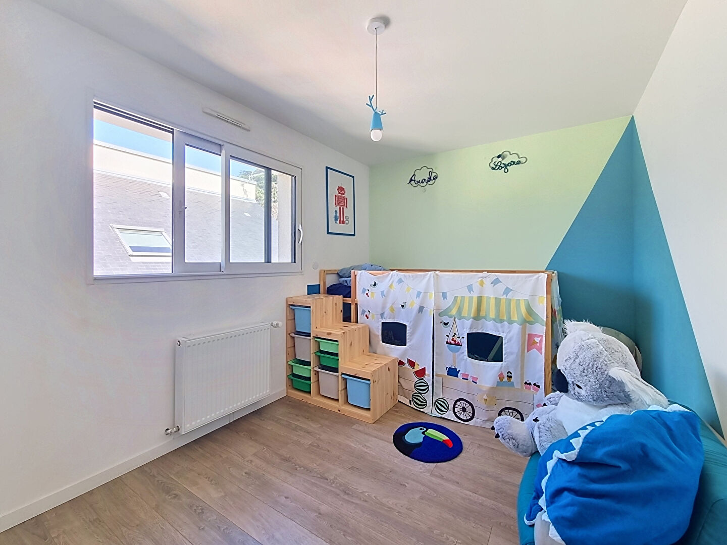 TOURS NORD - QUARTIER MONCONSEIL - MAISON 5 PIECES AVEC 3 CHAMBRES 132.78 m2 AVEC JARDIN ET GARAGE