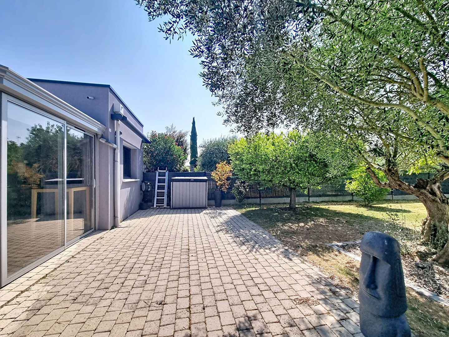 TOURS NORD - QUARTIER MONCONSEIL - MAISON 5 PIECES AVEC 3 CHAMBRES 132.78 m2 AVEC JARDIN ET GARAGE
