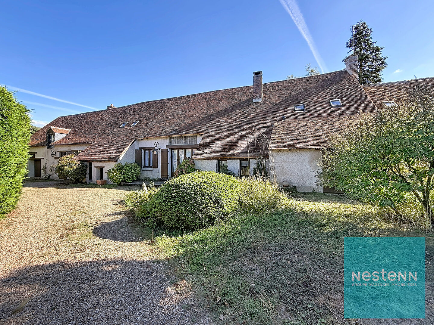 Maison 10 pièces 335 m² · à Mosnes · 335 m² · 470 000 €