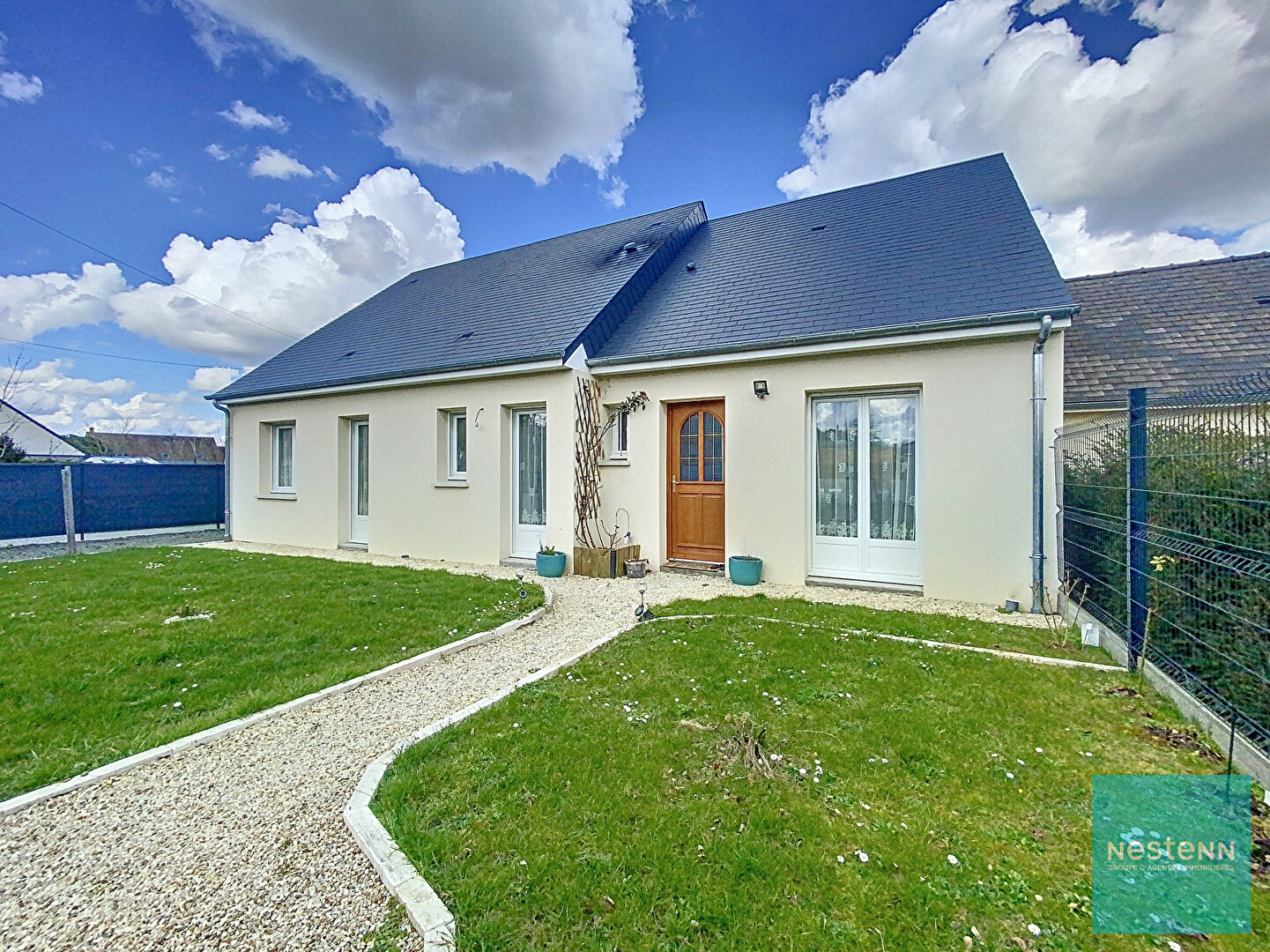 Maison 5 pièces 103 m² · à Charge · 103 m² · 263 000 €