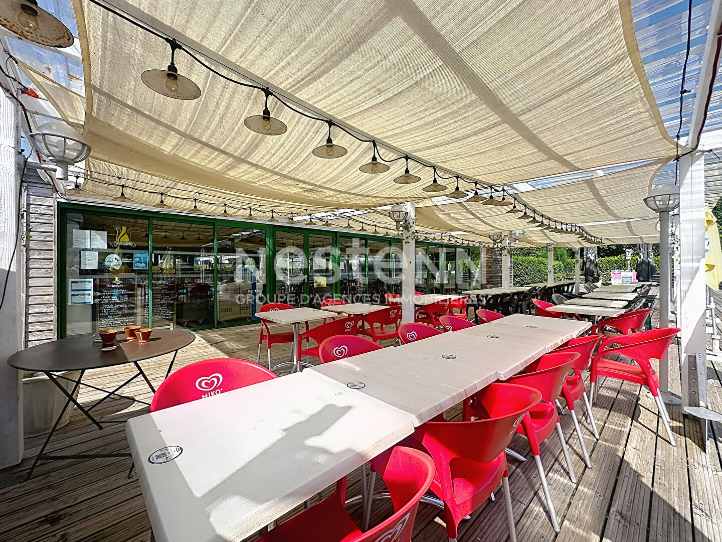 Local commercial 200 m² · à Puilboreau · 200 m² · 183 600 €