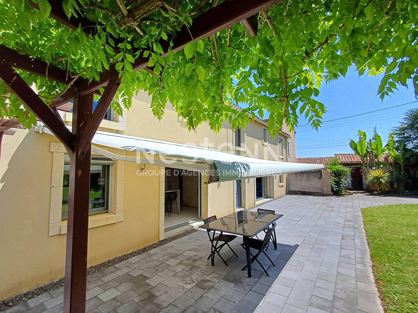 Maison 6 pièces 190 m² · à Fontenay le Comte · 190 m² · 389 500 €