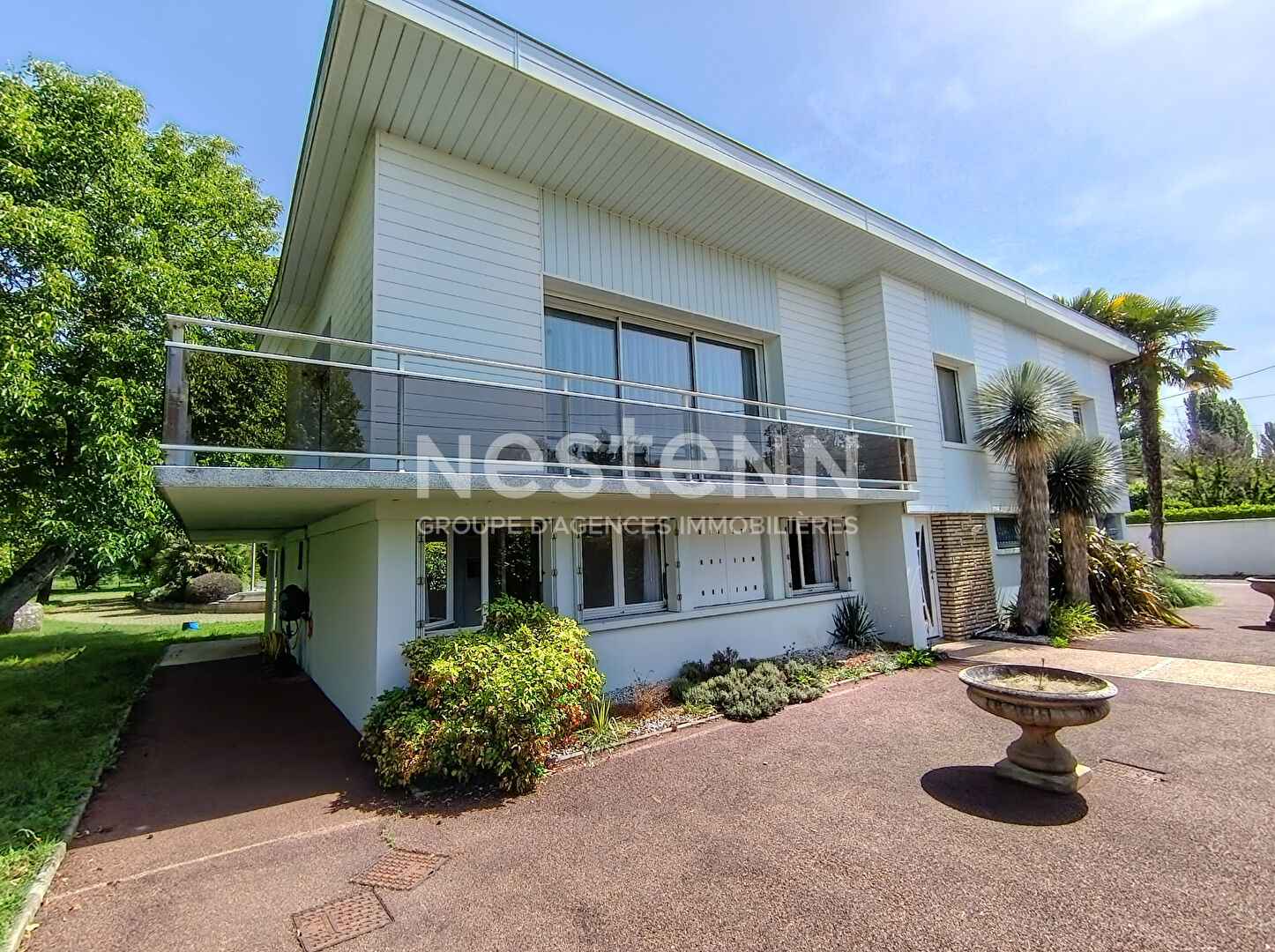 Maison 8 pièces 166 m² · à Magne · 166 m² · 385 000 €