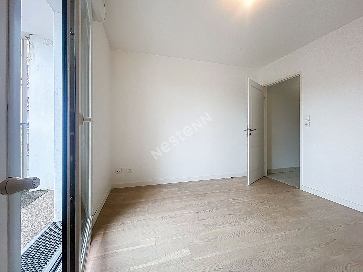 NANTES MONSELET  T3 RECENT PARKING ASCENSEUR TERRASSE BALCON