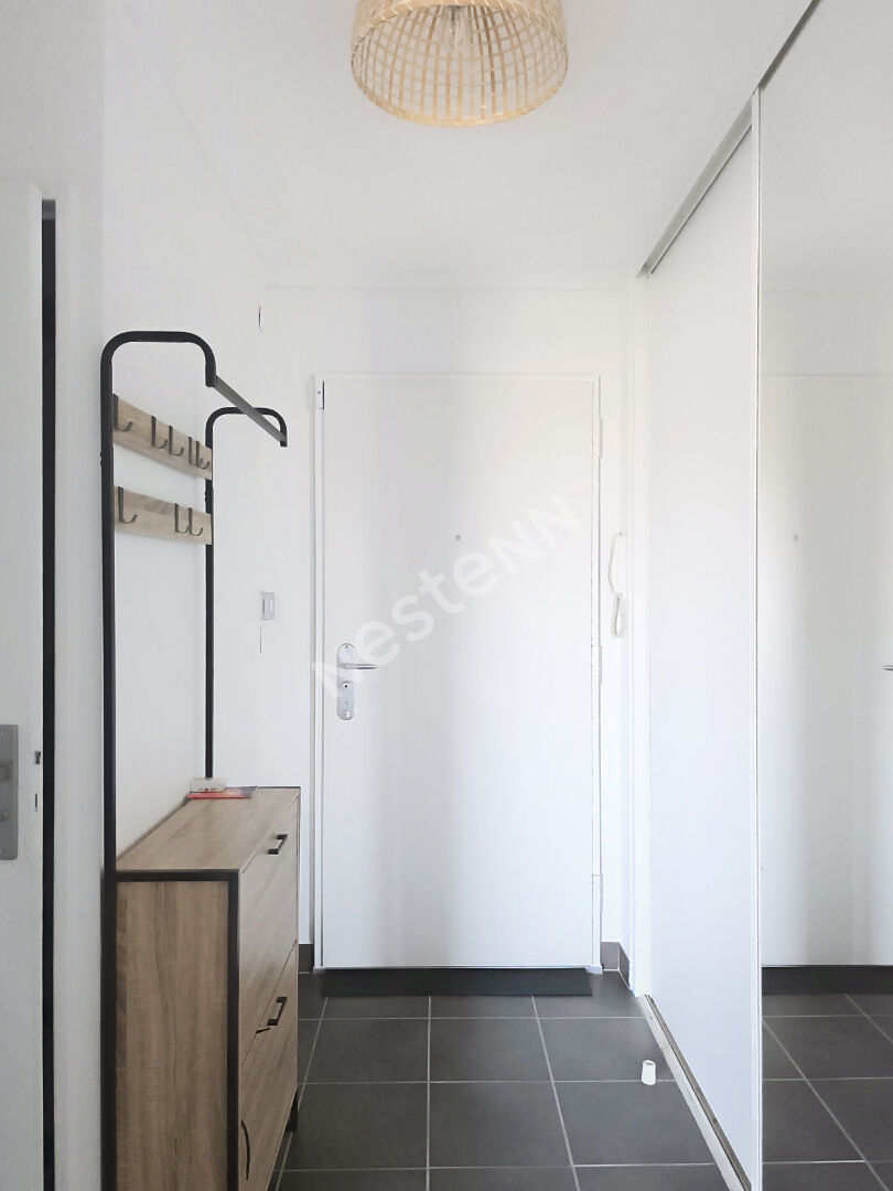 Appartement Rezé - palce 8 mai meublé 2 pièces 51.73m2