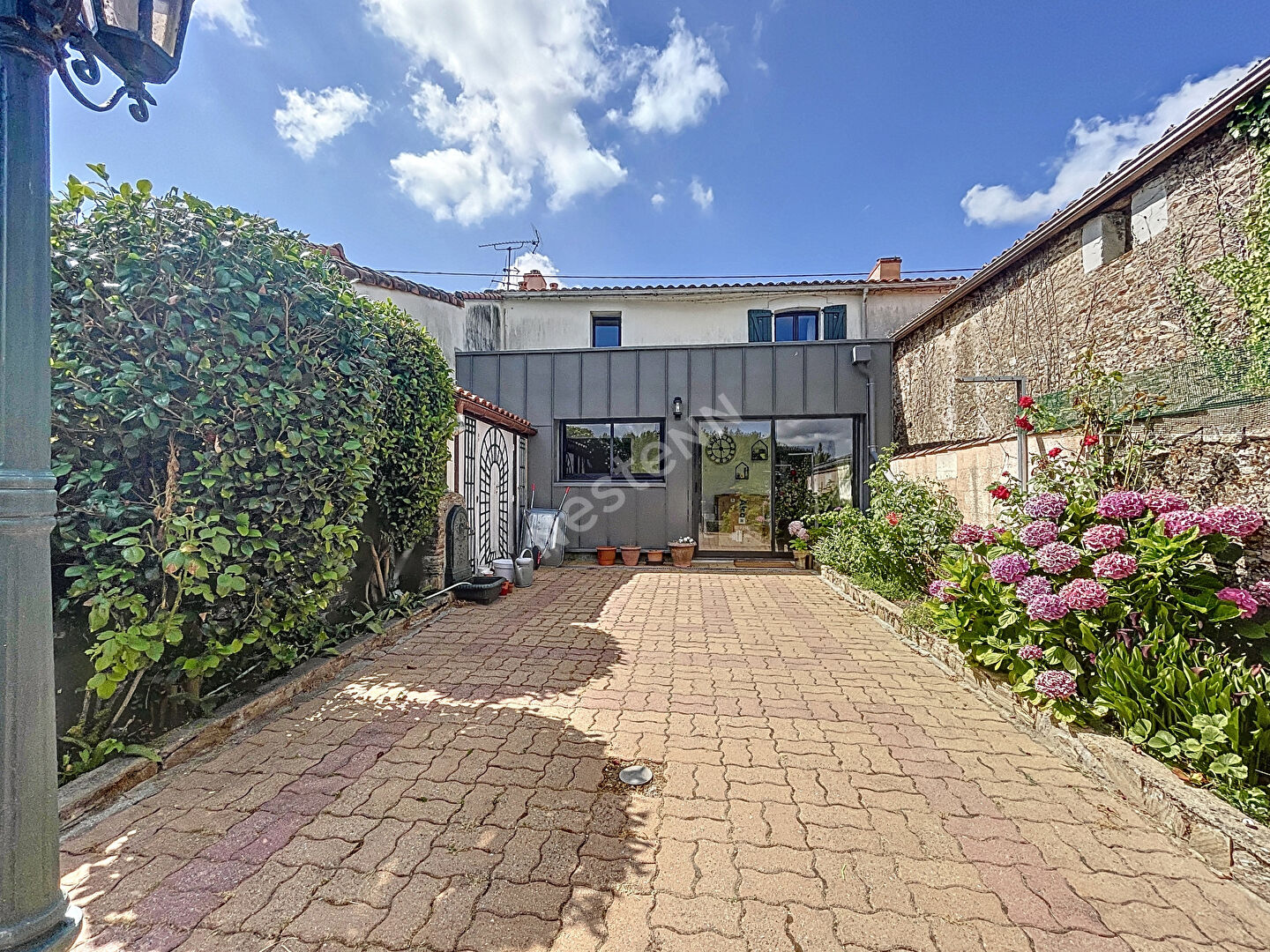 Maison à vendre à Saint Jean de Boiseau - 5 pièces, 3 chambres 107m² avec jardin