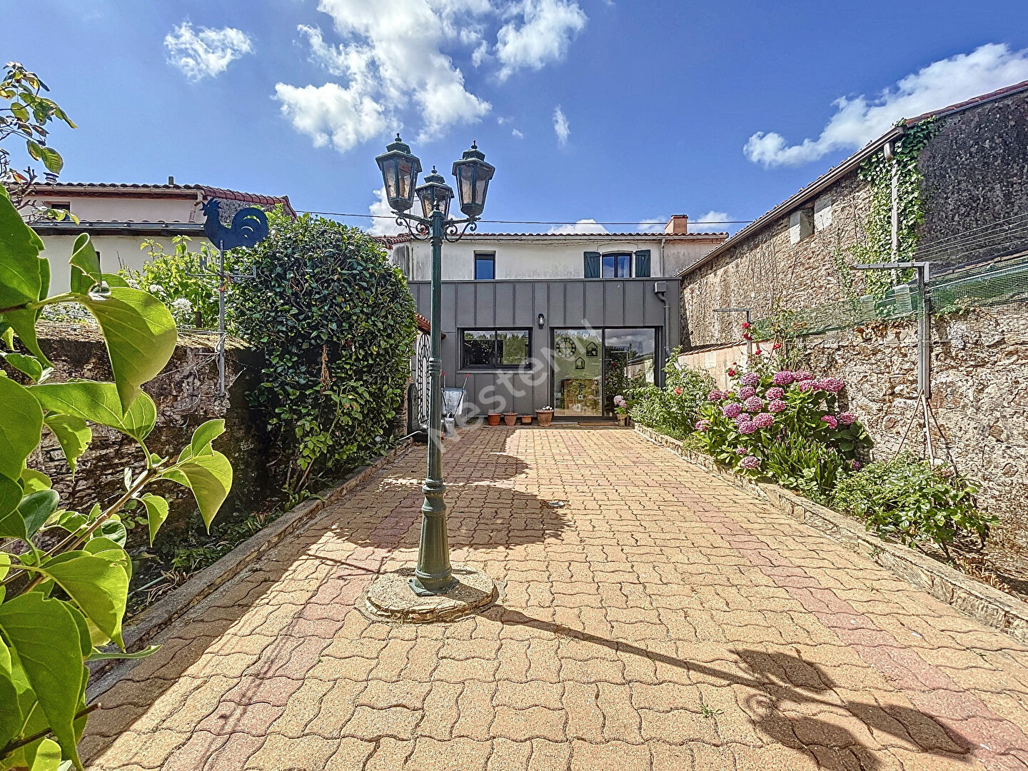 Maison à vendre à Saint Jean de Boiseau - 5 pièces, 3 chambres 107m² avec jardin