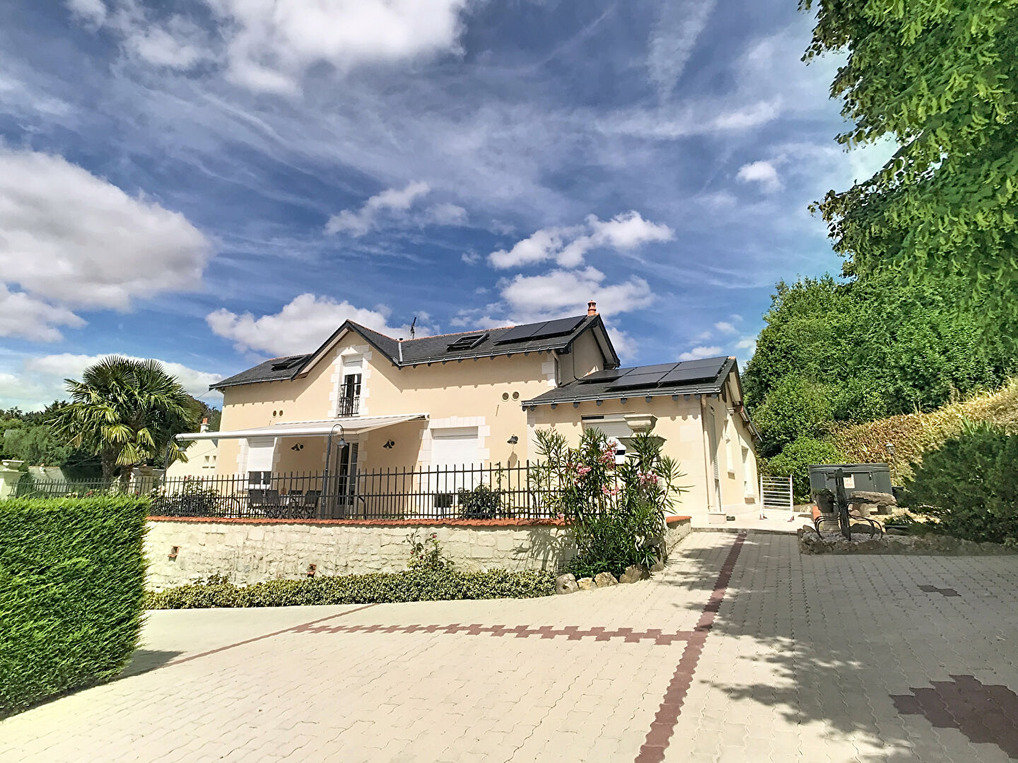 Maison 7 pièces 159 m² · à Saumur · 159 m² · 322 387 €