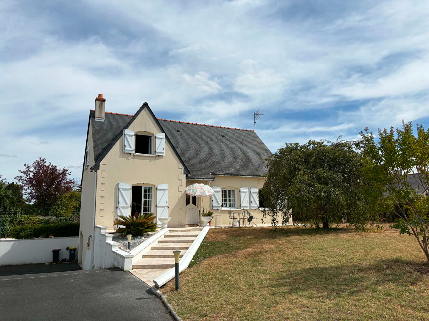 Maison 6 pièces 141 m² · à Varrains · 141 m² · 315 900 €