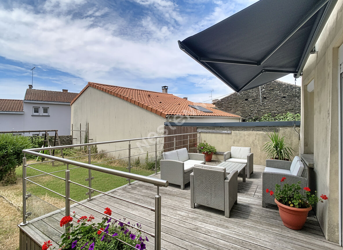Maison 7 pièces 163 m² · à Le Fief Sauvin · 163 m² · 184 000 €