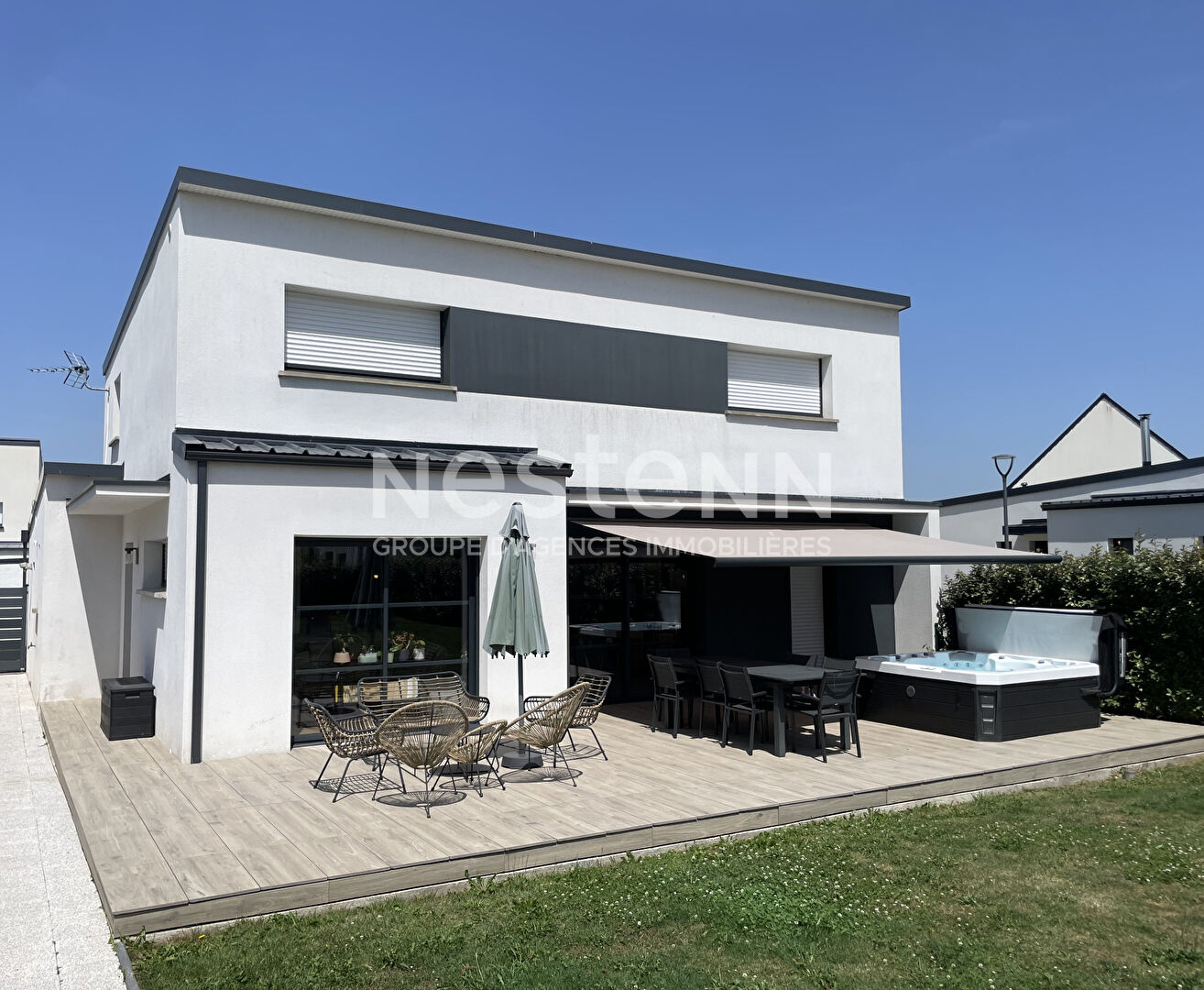 Maison 6 pièces 141 m² · à Locqueltas · 141 m² · 472 500 €