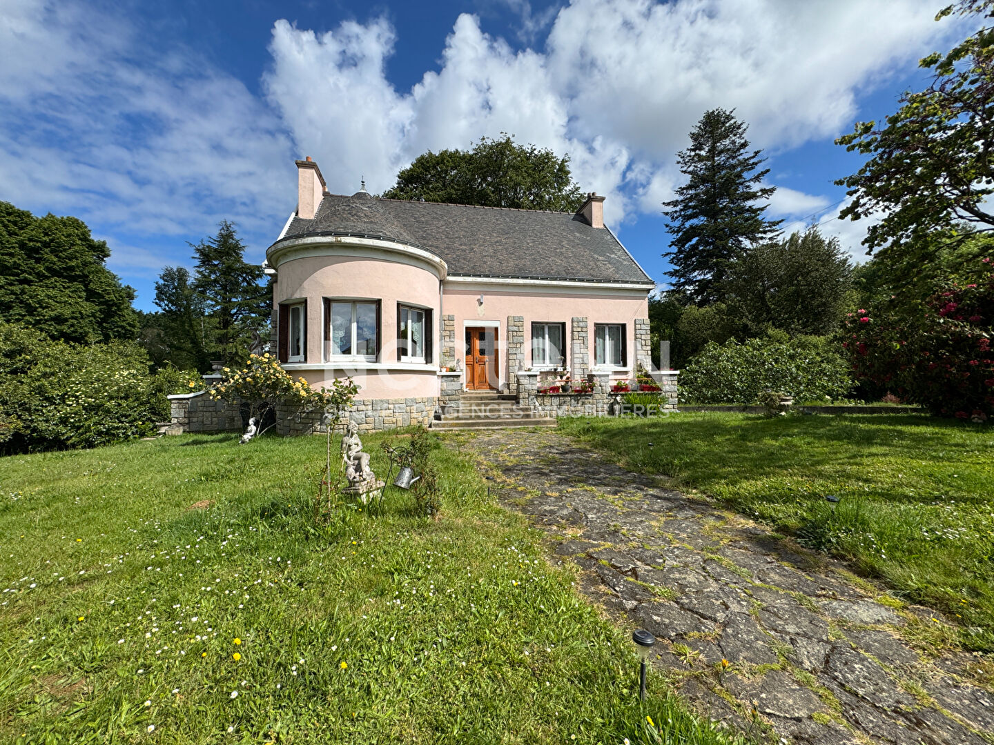 Maison 5 pièces 120 m² · à Locmine · 120 m² · 254 400 €