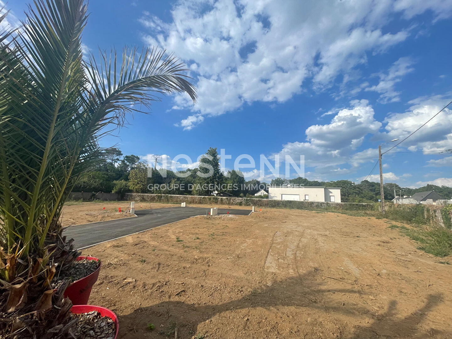 Terrain 381 m² · à Locqueltas · 381 m² · 92 933 €
