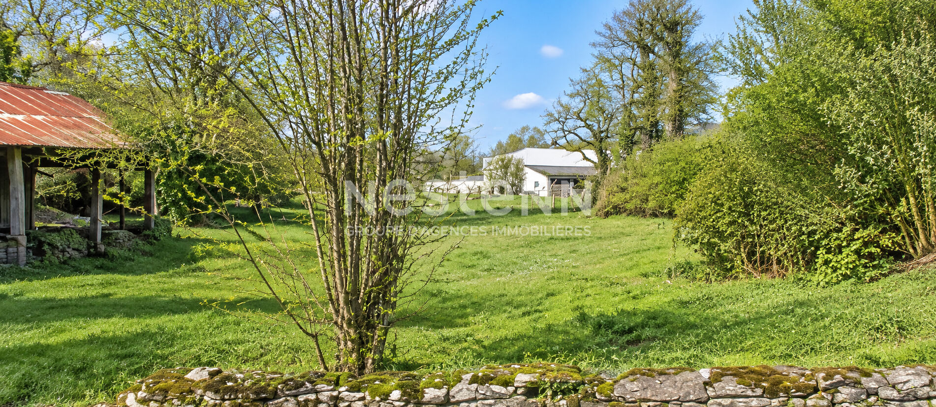 RARE ? TERRAIN VIABILISÉ AU CALME ENTRE GRAND-CHAMP ET PLESCOP · 143 775 €