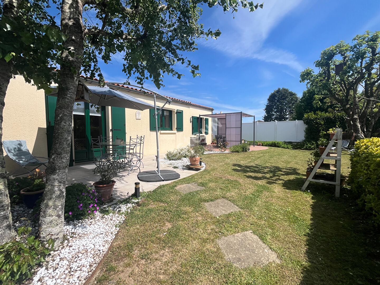 Maison 5 pièces 102 m² · à Montaigu Vendee · 102 m² · 325 400 €