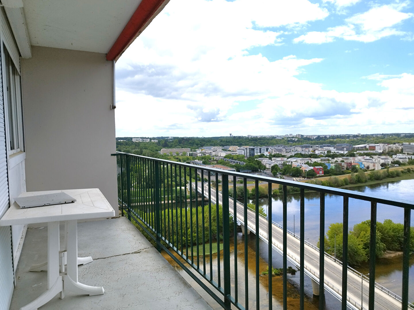 Appartement 5 pièces 96 m² · à Tours · 96 m² · 150 000 €