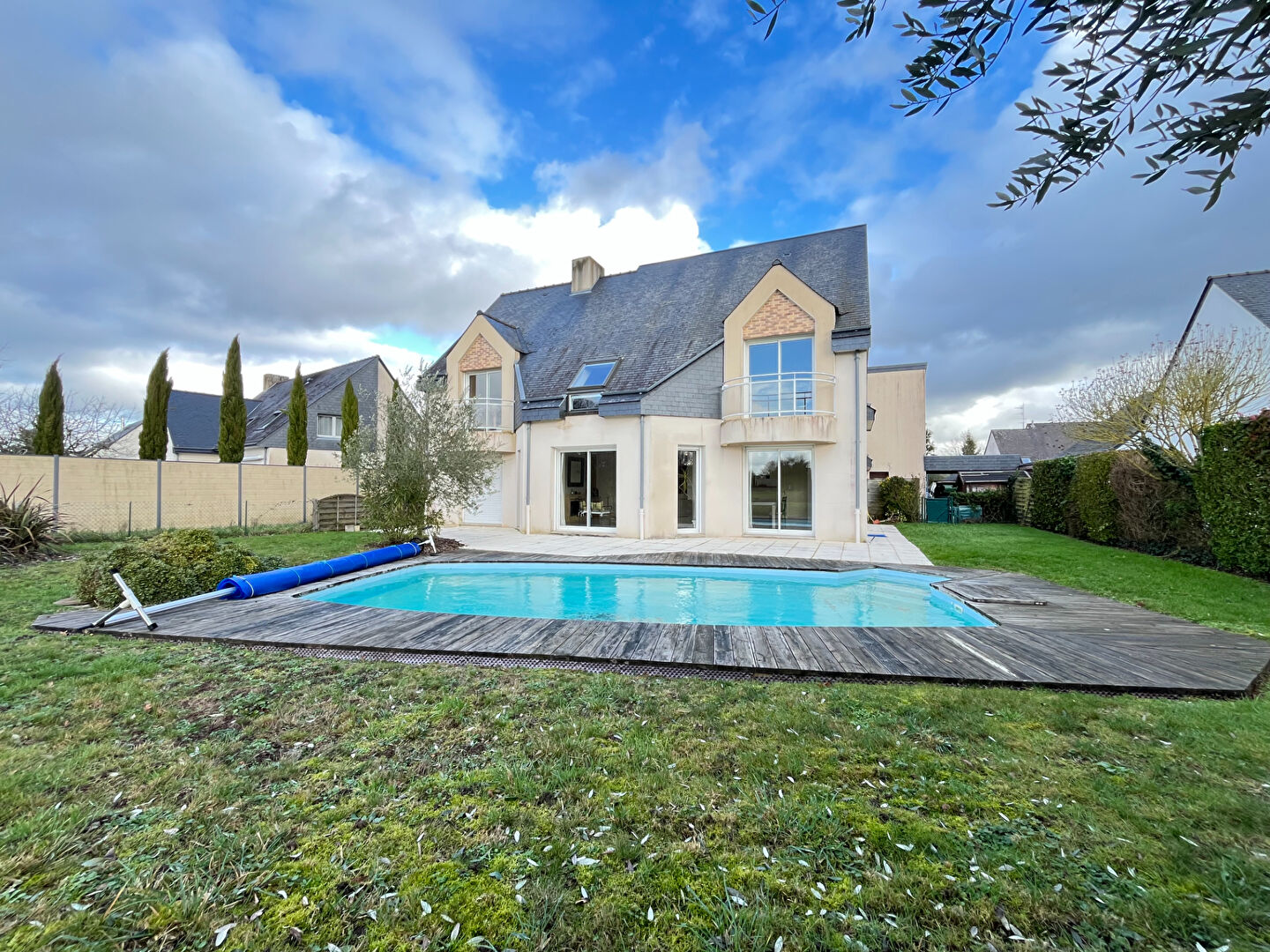 Maison 7 pièces 220 m² · à Bruz · 220 m² · 621 000 €