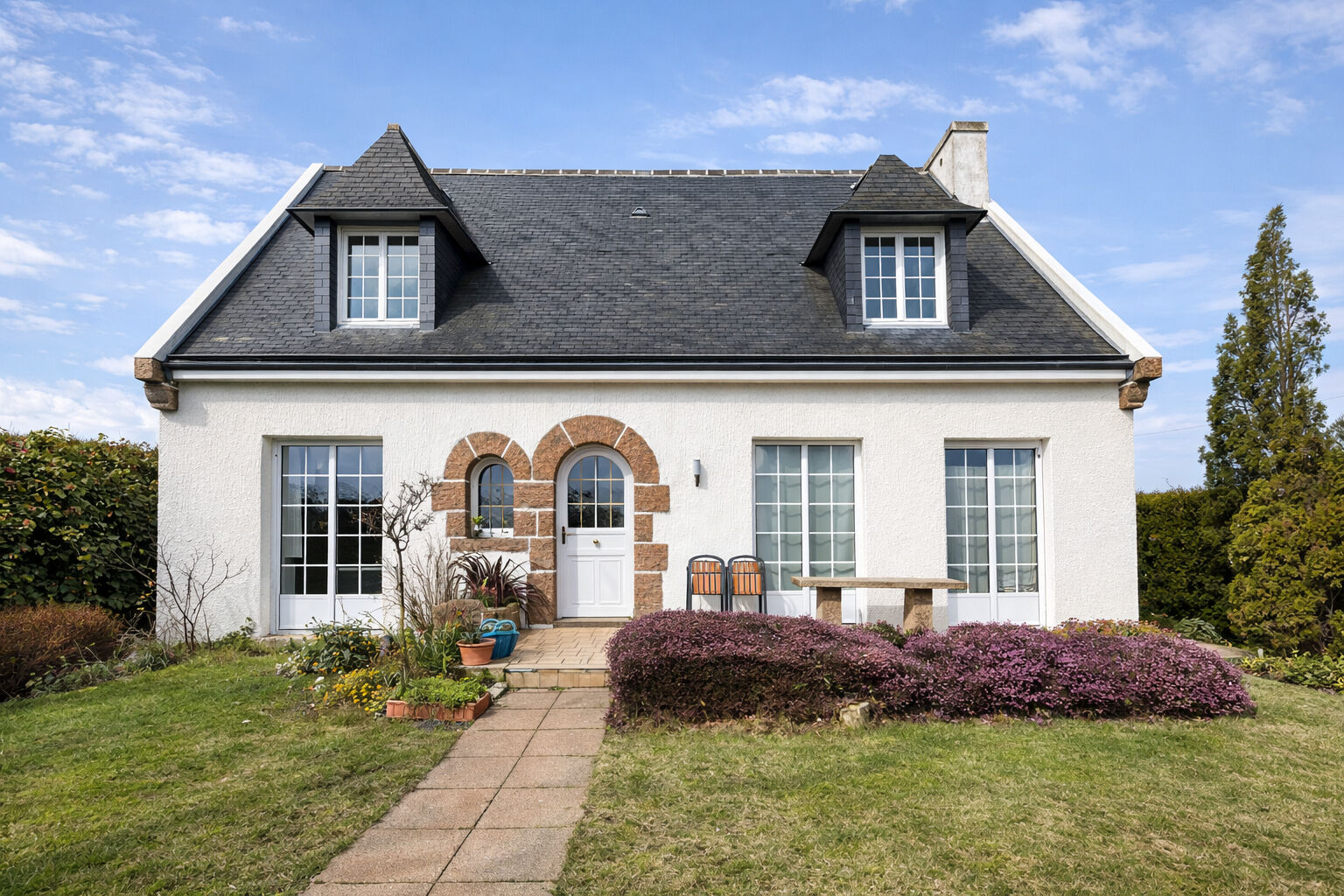 Maison 7 pièces 167 m² · à Chateaugiron · 167 m² · 332 500 €