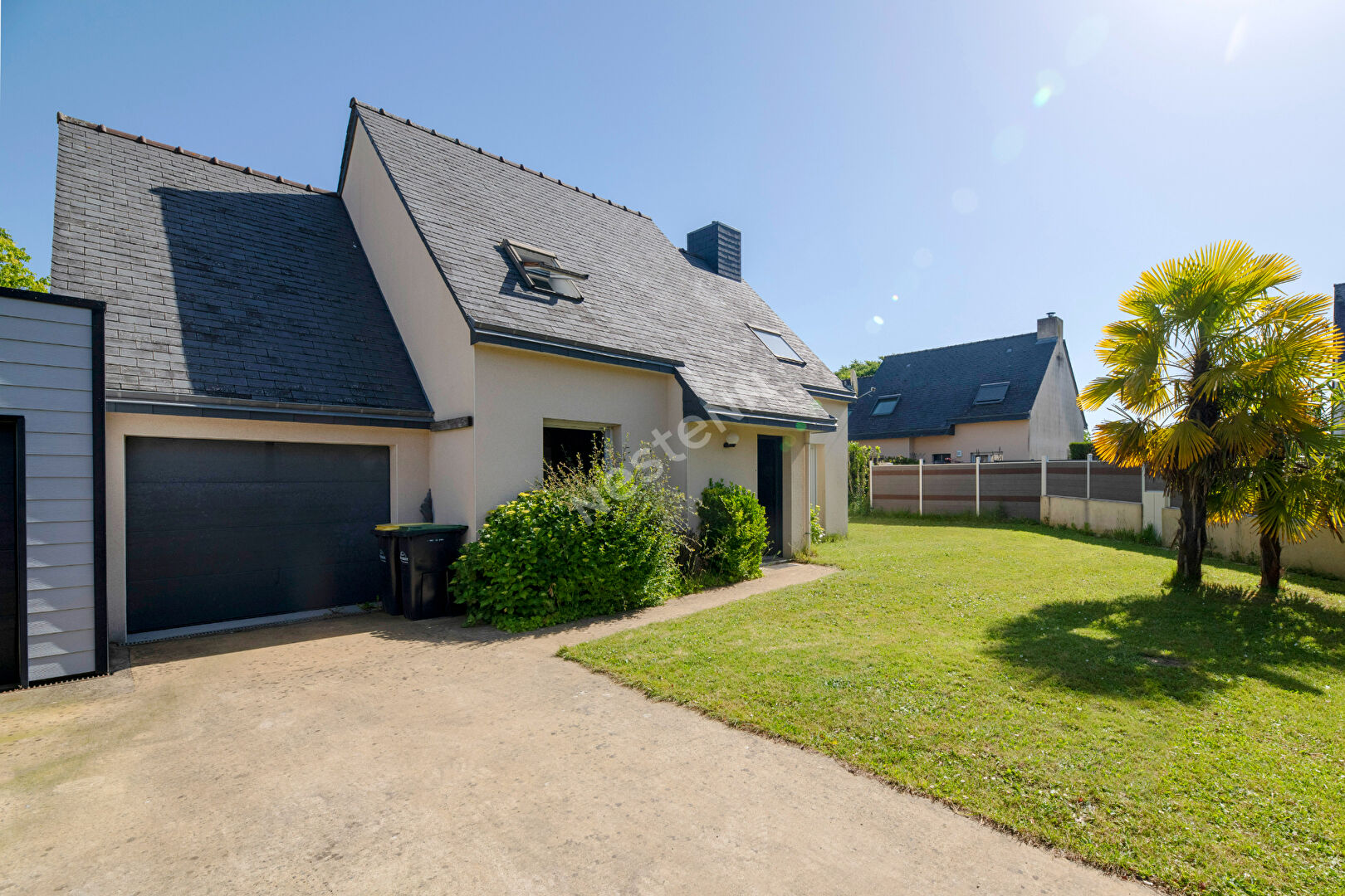 Maison 6 pièces 125 m² · à La Meziere · 125 m² · 369 500 €