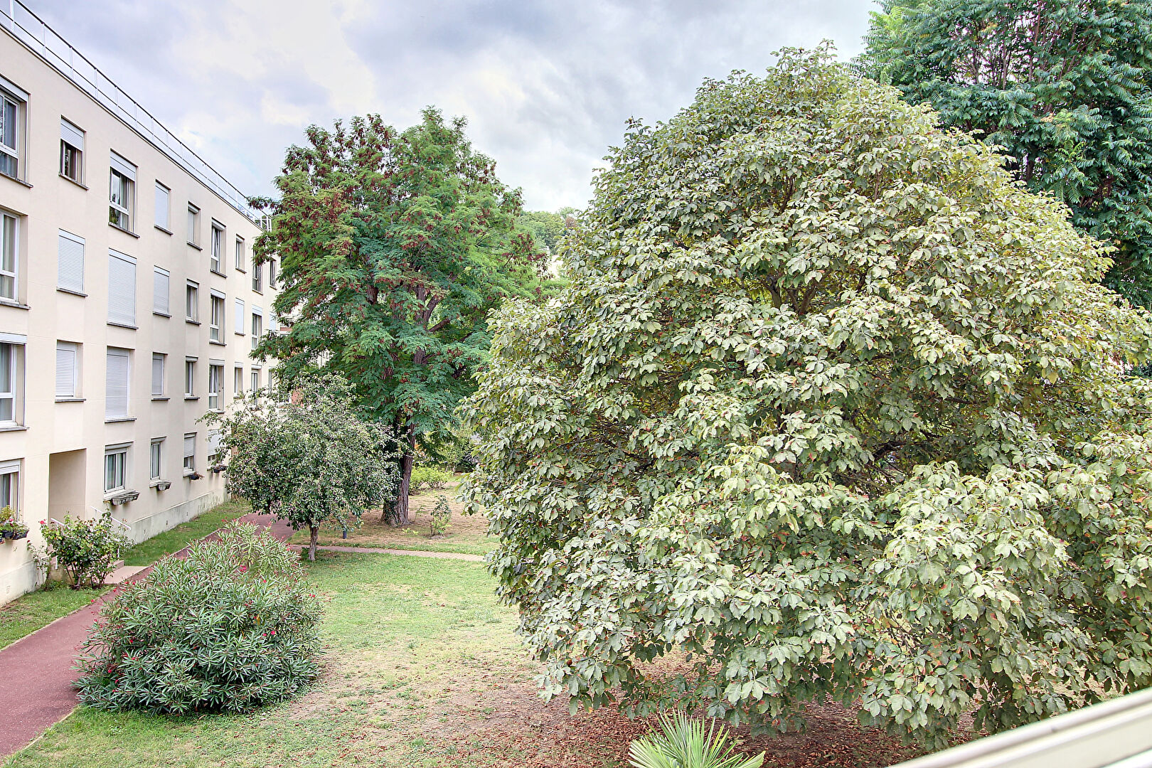 APPARTEMENT RUEIL-MALMAISON BORDS DE SEINE 3 PIECES 2 CHAMBRES AVEC