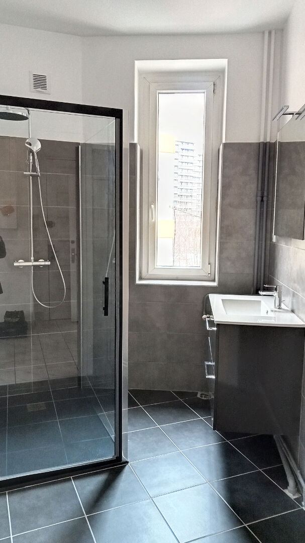 Saint Etienne Centre Deux T4  89.65 m²