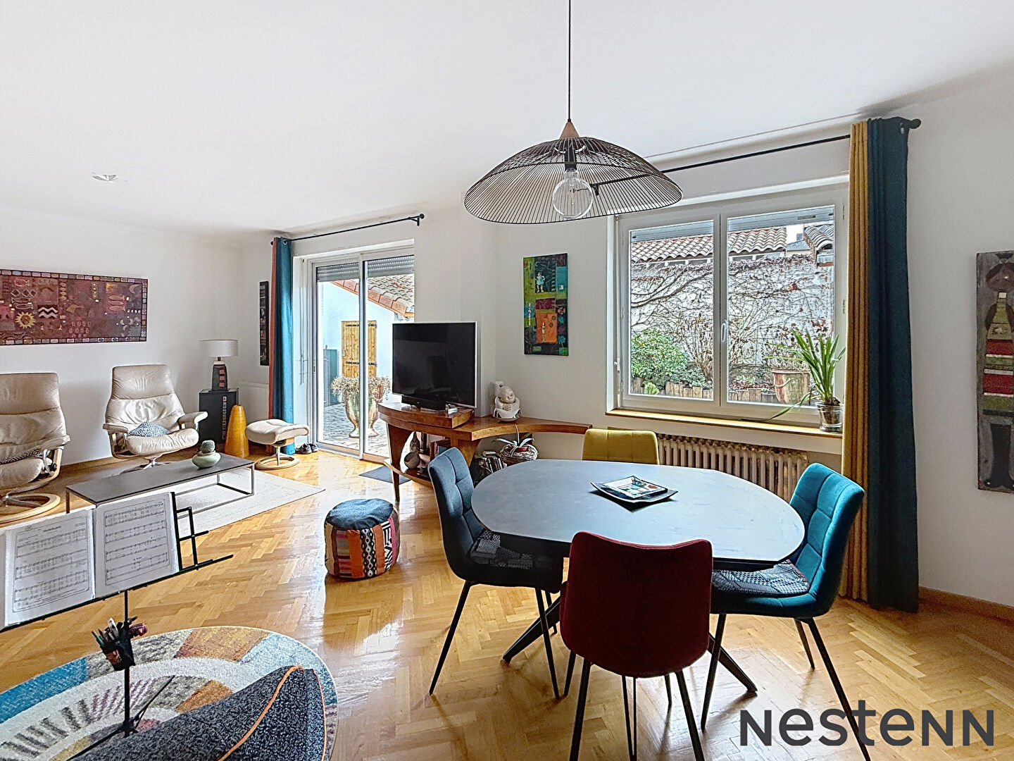 À VENDRE - MAISON FAMILIALE AVEC PISCINE, GARAGE ET ABRI CAMPING-CAR AUREC-SUR-LOIRE