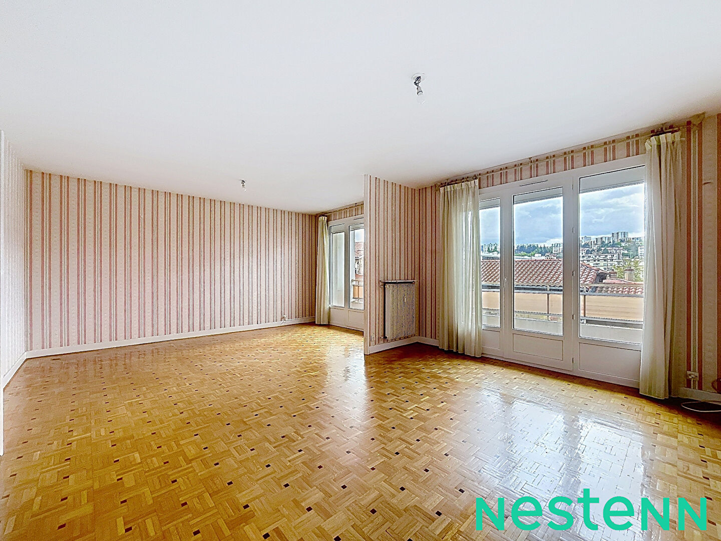 Appartement 3 pièces 70 m² · à Saint Etienne · 70 m² · 77 000 €
