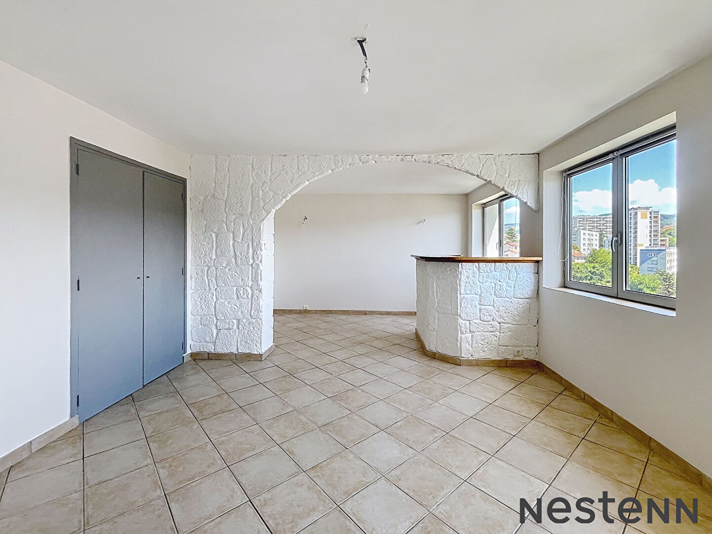 Appartement 2 pièces 60 m² · à Saint Etienne · 60 m² · 77 000 €