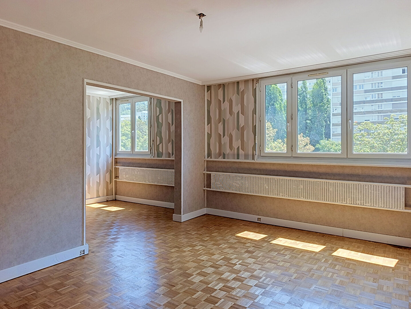 Appartement 4 pièces 73 m² · à Saint Etienne · 73 m² · 63 800 €