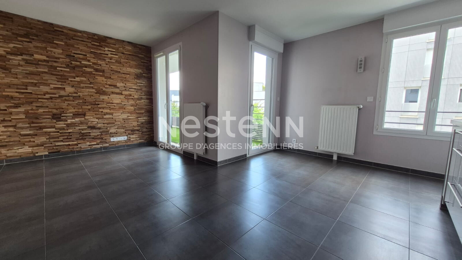 Nestenn Igny - Appartement 3 pièces de 62 m², Secteur Palaiseau/ Camille Claudel,  2 chambres, balcon, ascenseur, 2 places de parking, sans travaux, idéal couple ou investissement locatif, Résidence Récente, Proche des commerces/écoles/transports